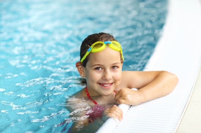 Schwimmkurse für Kinder ab 5 Jahren (Anfänger und Fortgeschrittene)